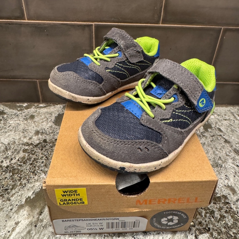 Merrell Kids' Bare Steps A83 Sneaker